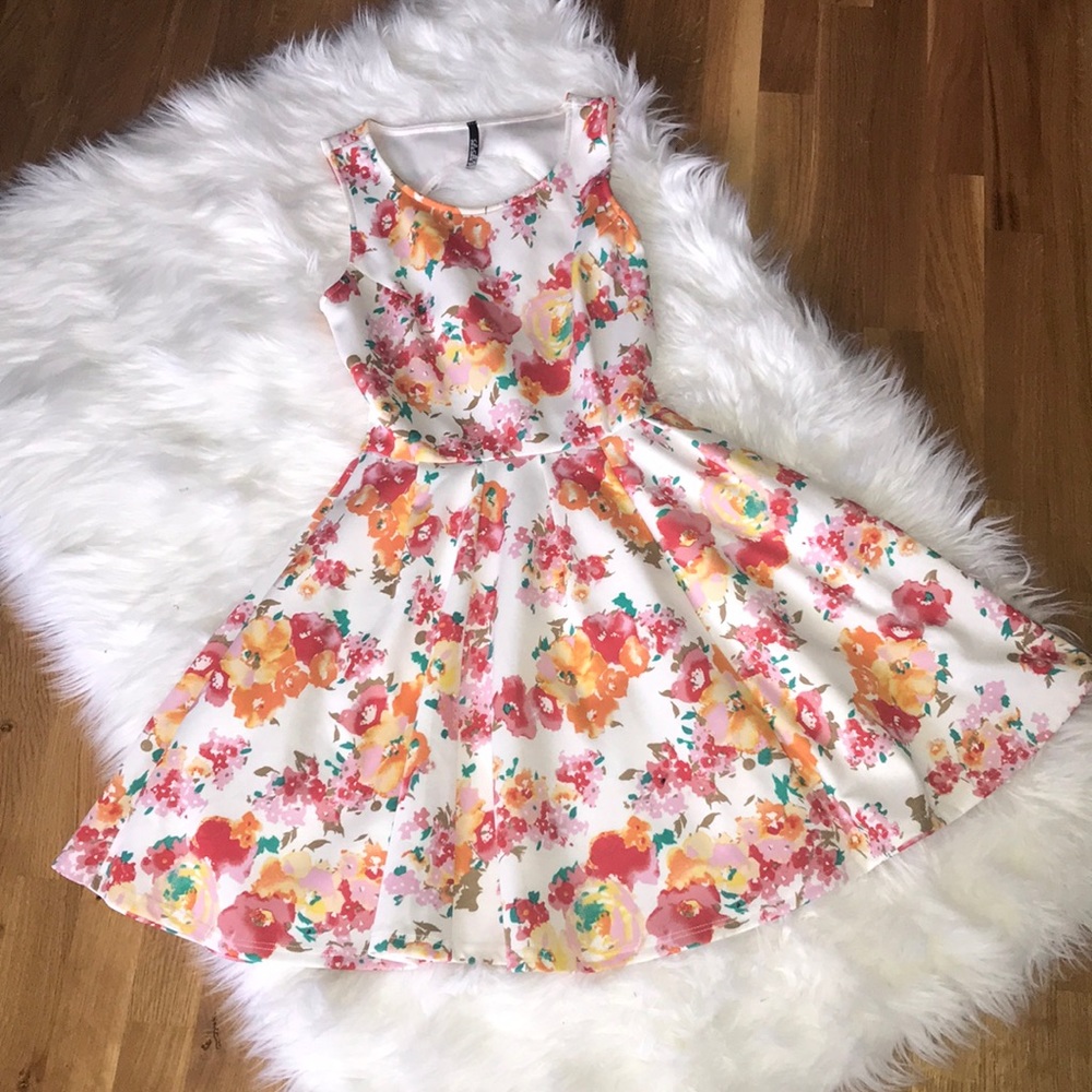 LuLu’s floral open back dress